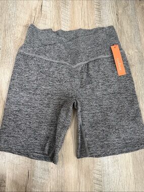 NWT Colsie biker shorts